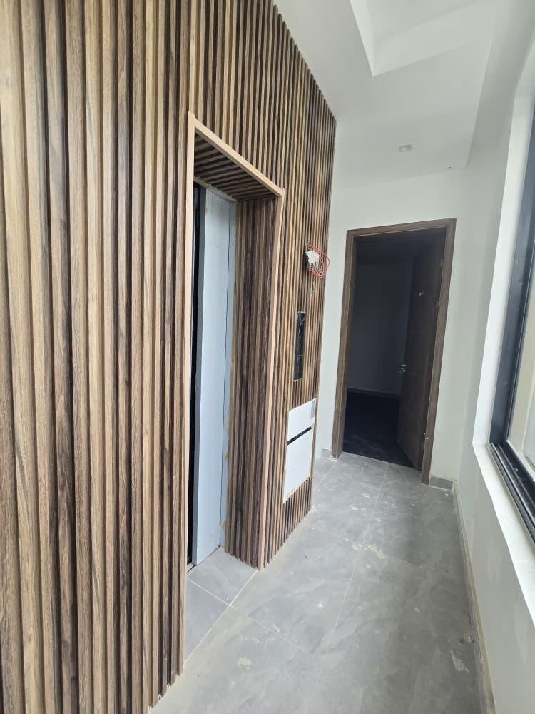 4 bedrooms semi detached duplex for sale in Ikoyi for 900M
